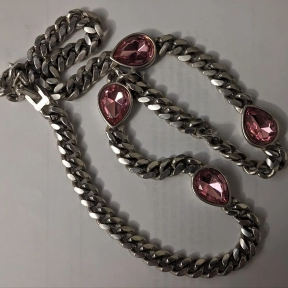 Ornate Metal Necklace With Vauxhall Pink Stones Vintage Costume Jewelry - Picture 4 of 8